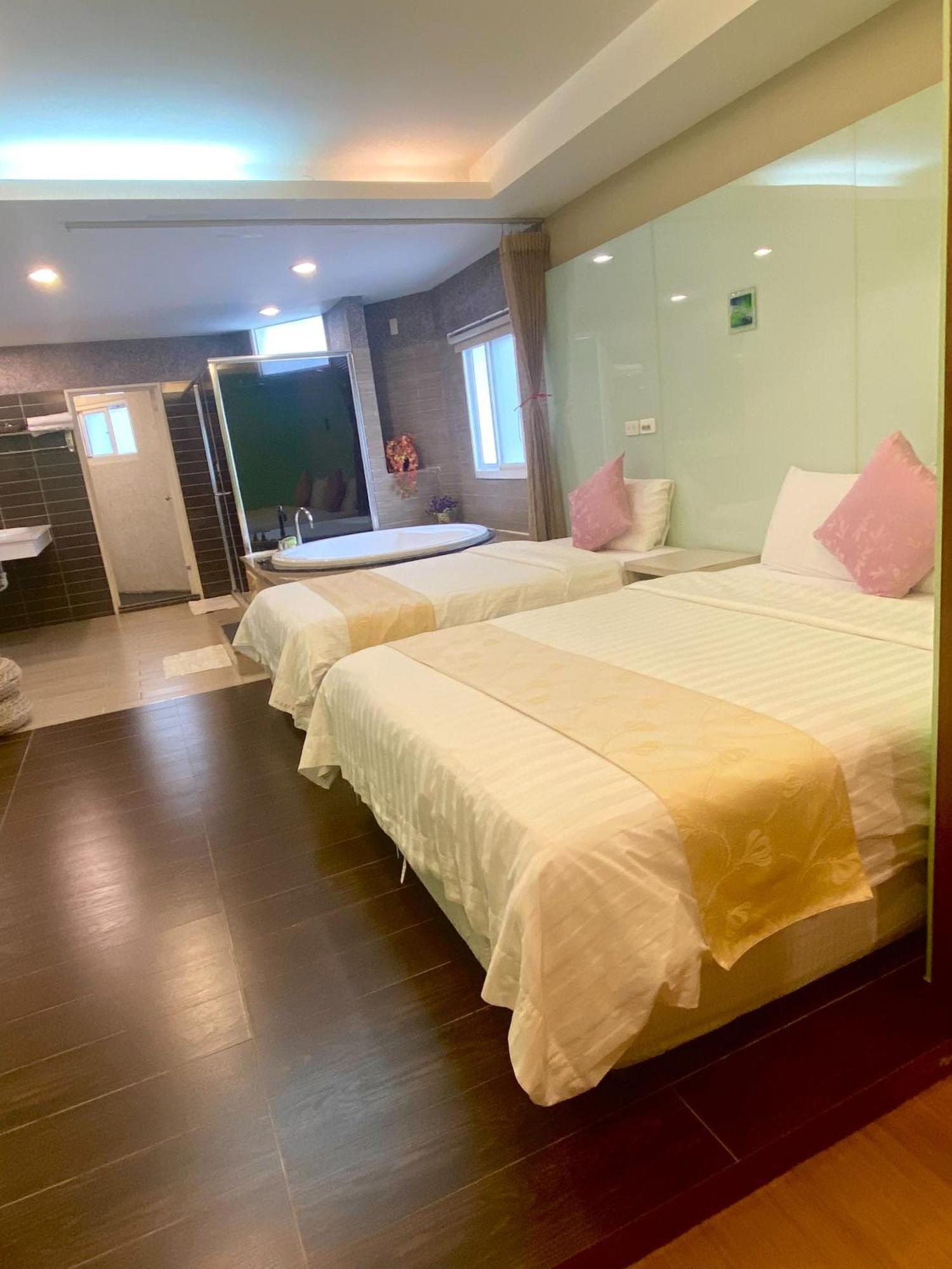 Kenting Waterfront Hotel Exterior photo