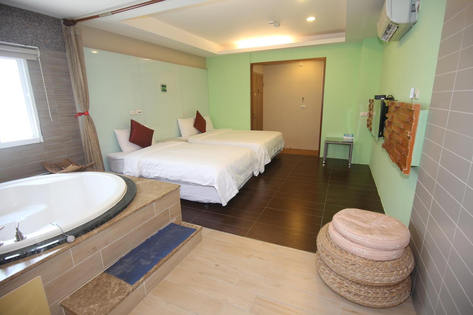 Kenting Waterfront Hotel Exterior photo